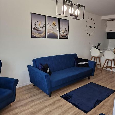 Apartament W Koninie Przy Ul. Wiosny Ludow Konin  Kültér fotó